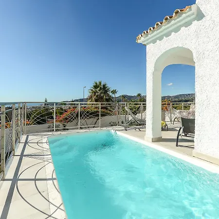 Casa Feliz نيرخا